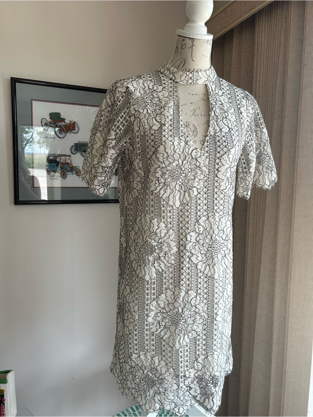 Women's White socialite Lace Floral Shift Dress